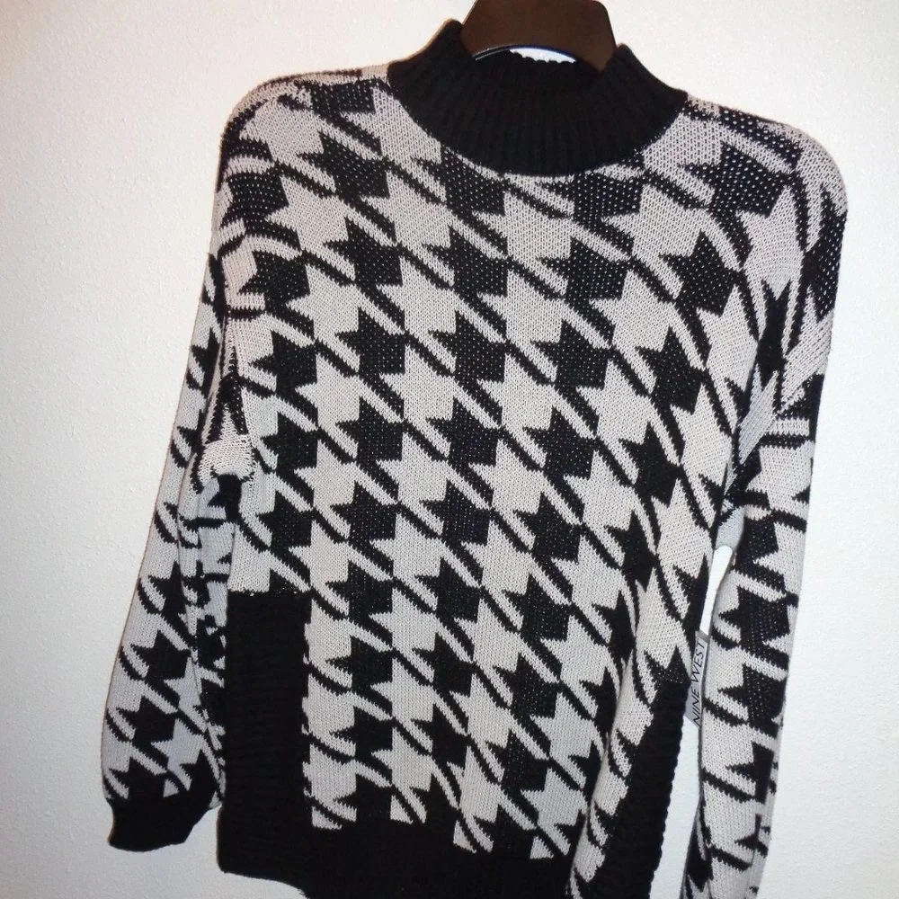 NINE West Sweater Size Large NWT